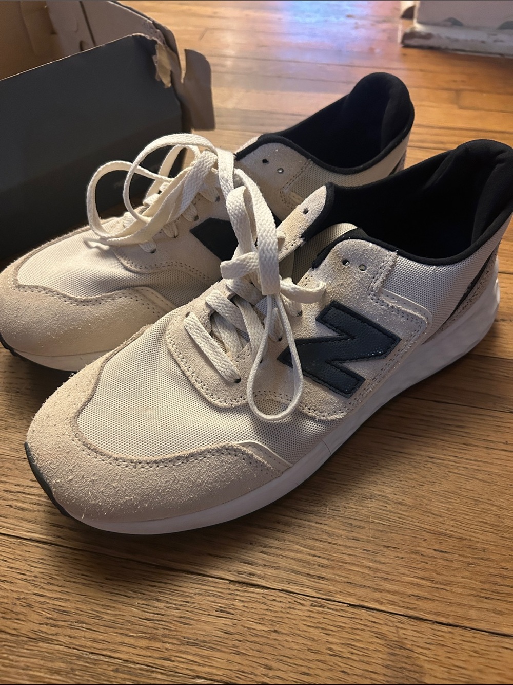 Women’s New Balance shoes